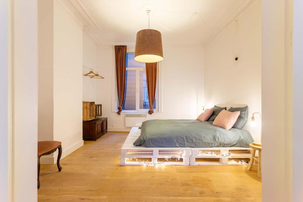 Pink Fairytale-Like Apartment Antwerp Luaran gambar